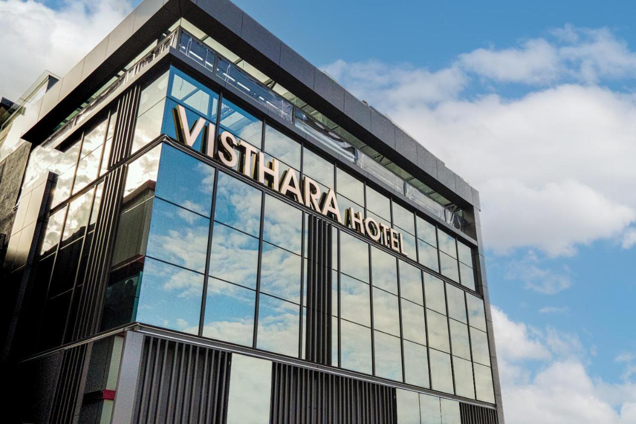 Visthara Hotel Бангалор Екстериор снимка